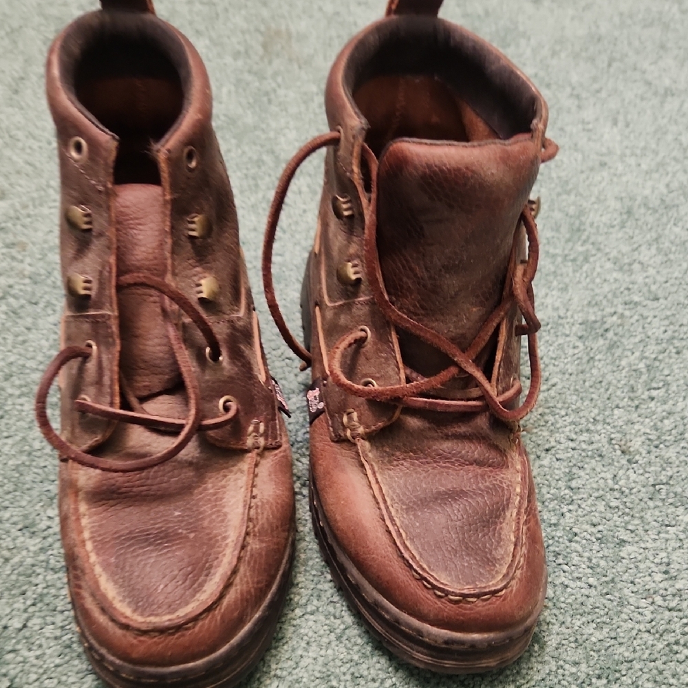 Brown Boots with Lace-Up Front and Sturdy Sole